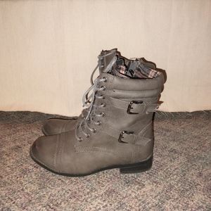 Ardene women's boots